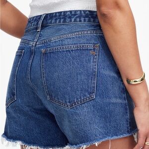 Madewell Curvy High Rise Denim Shorts women’s 24